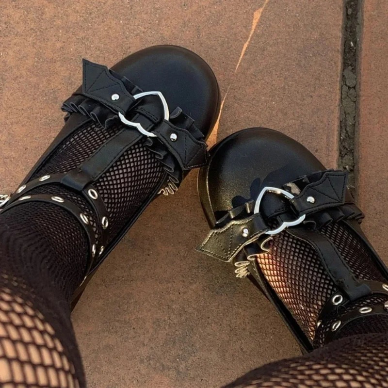 Women'S Fashion Shoes - Sepatu Mary Janes Wedges Gesper Hati