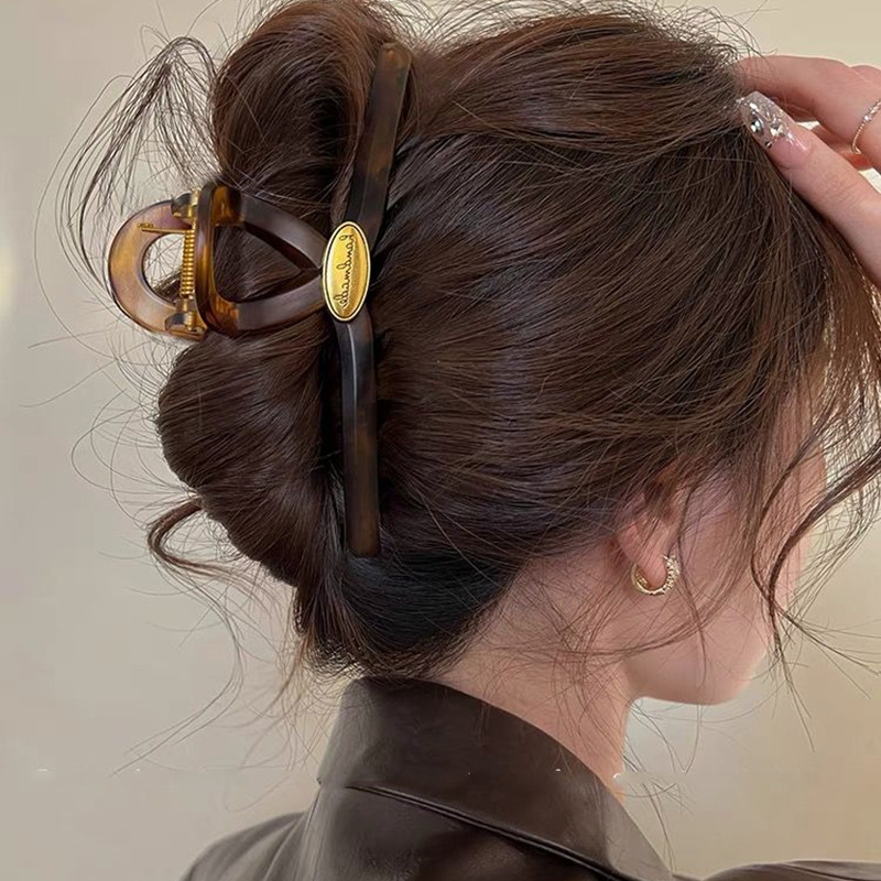 Jepit Rambut Akrilik Huruf War - Women'S Fashion Korea ulasan dan harga