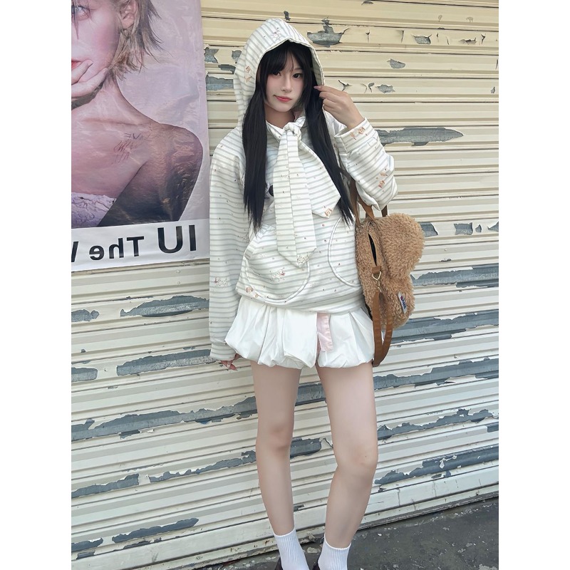 Hoodie Gaya Korea Lucu dengan  - Women Fashion Over The Years ulasan dan harga