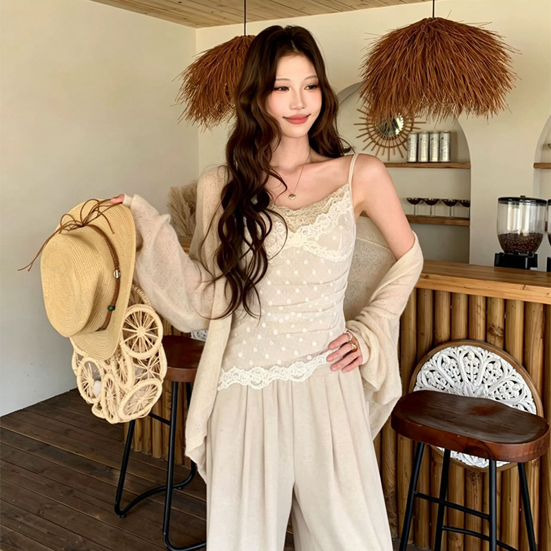 Bodysuit Wanita Model Vintage  - Lace Trim Cami ulasan dan harga